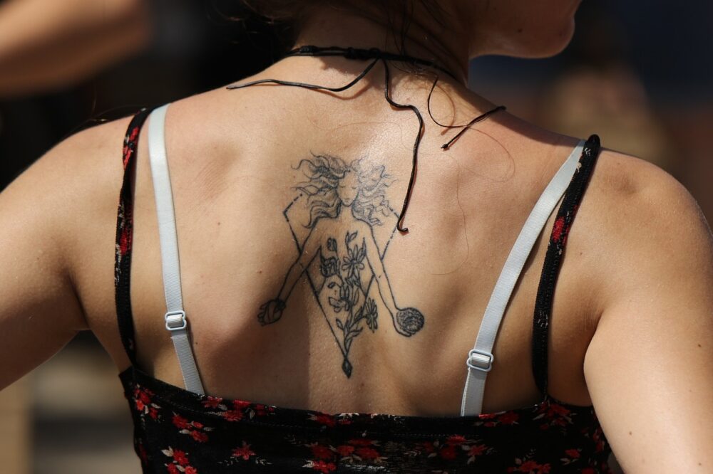 strzała tatuaż znaczenie